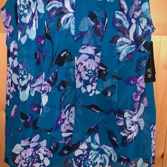 New! AGB Floral Tank - Picture 2 of 8